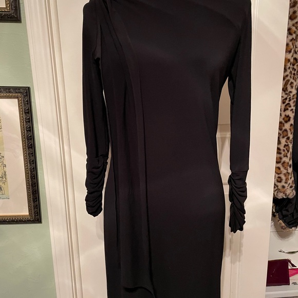 Catherine Brûlé Black dress - Picture 6 of 9